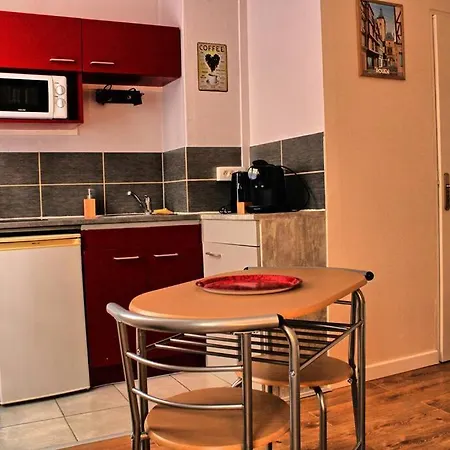 Charmant Studio Apartment *